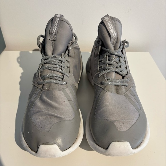 Grey Adidas Tubular Sneakers Size  9 - Picture 11 of 15